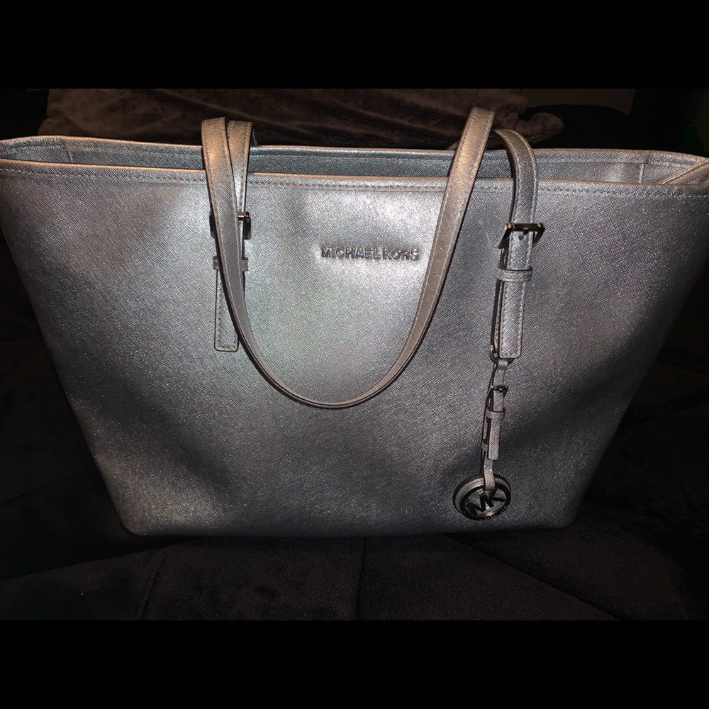 Micheal Kors Tote
